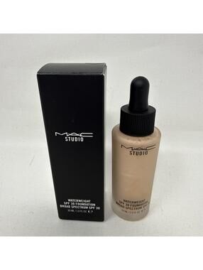 MAC Studio Waterweight SPF30 Foundation Shade NW18 Full Size/ 1.0oz NIB CJ #101